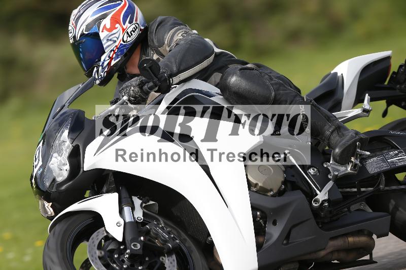 /53 16.09.2025 Track Day Domi Aegerter ADR/Gruppe gruen/59